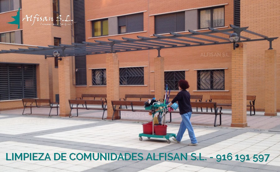 limpieza de portales Mostoles